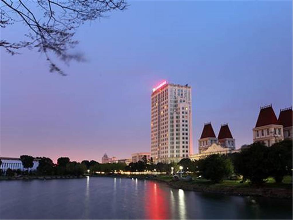 Vienna International Hotel Shanghai Songjiang Экстерьер фото